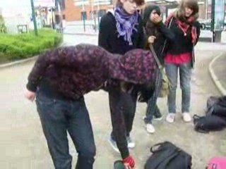 Sortie des cours - Victoire