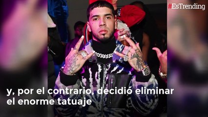 Se lo borró: Anuel AA dejó al descubierto que ya casi no le queda nada del tatuaje de Karol G