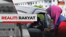 COVID-19: Suri rumah tampil jadi sukarelawan kawal PPR