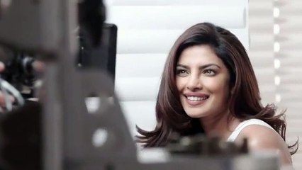 Après Selena Gomez, Priyanka Chopra devient égérie Pantene !