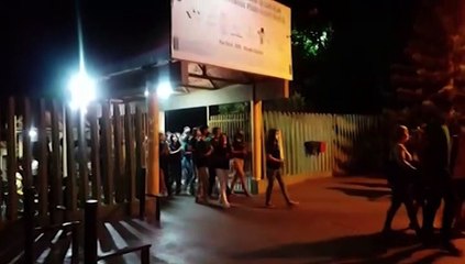 "A gente é o futuro do Paraná, do Brasil (...) por que a gente não pode ter professor agora?" relata aluna de Colégio de Cascavel