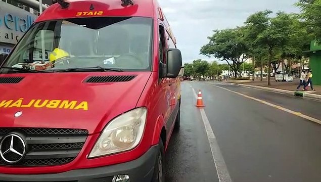 Morador de rua cai e sofre contusão em tórax