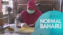 NORMAL BAHARU: Dahulu pengusaha, kini penghantar biskut raya