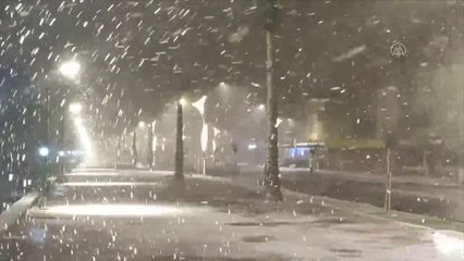 Kar yağışı etkisini sürdürüyor