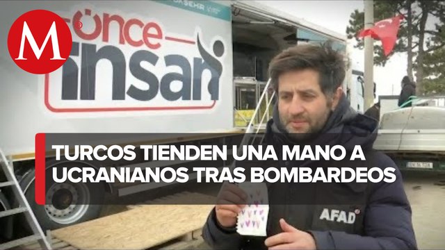 Grupos de ayuda humanitaria ayudan a niños que huyen de la guerra en Ucrania