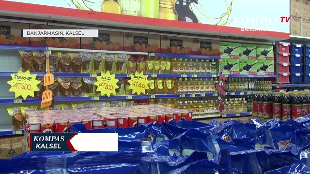 Banyak Namun Dengan Harga Tinggi, Warga Terpaksa Beli Minyak Goreng Mahal