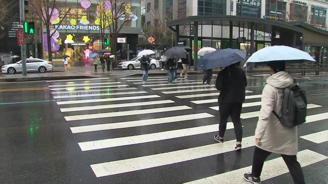 [날씨] 오늘 전국 눈비, 강원 산간 많은 눈...한낮에도 쌀쌀 / YTN