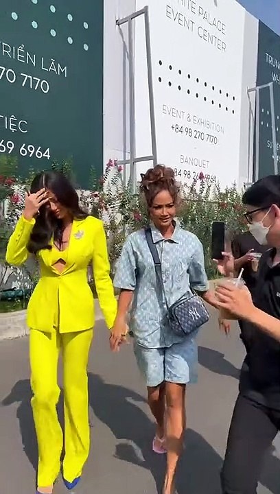 H'Hen Niê đi tìm người kế nhiệm: lúc đi hết hồn, lúc xuất hiện hết lời