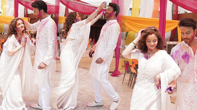 Ankita Lokhande Vicky Jain की First Holi, TV Celebs के साथ Grand Holi Party Video Viral | Boldsky