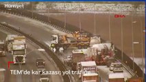 TEM'de kar kazası; yol trafiğe kapandı