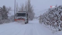 Bayburt'ta kar yağışı etkisini sürdürüyor