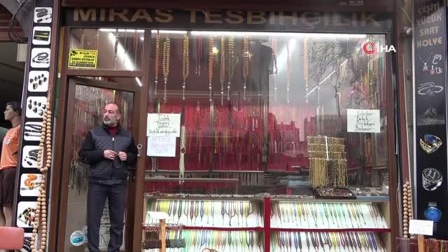 Tespihleri ekspertiz yapıp para kazanıyor... Atasından, dedesinden miras tespih kalanlar Cengiz'in kapısını çalıyor