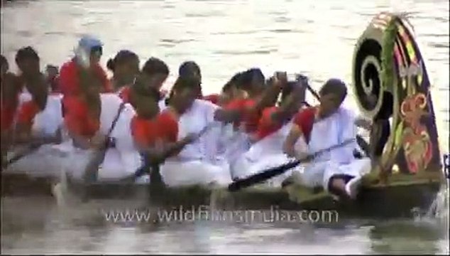 Women's team, racing along the backwaters of Kerala - Nehru Trophy Boat Race