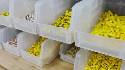 EEUU recauda fondos para Ucrania con muñecos de Zelenski