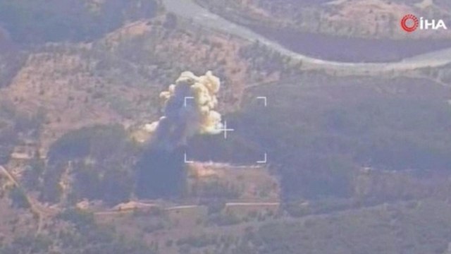 Rusya, Ukrayna ordusuna ait askeri araçları imha etti