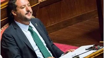 Cdx, siluro di Salvini a Meloni. "E' ora di fare un b@gno di umiltà"