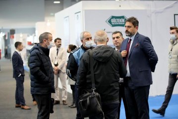 Uluslararası Makine Fuarı'nda "zabıtaların teftiş girişimi" tepki topladı