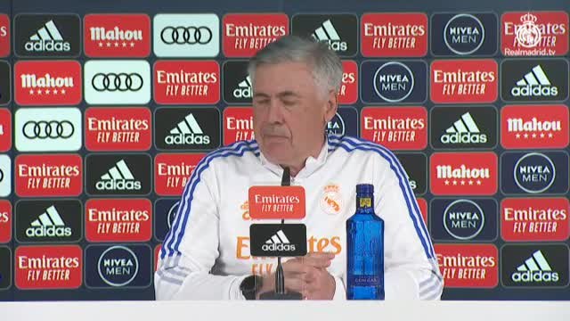 Ancelotti: No podemos pensar que el Barcelona está descartado