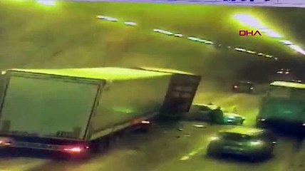 Bolu Dağı Tüneli'nde feci kaza! Görüntüleri ortaya çıktı