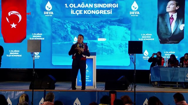 Ali Babacan AKP ve bakanlarla öyle bir dalga geçti ki, salondan alkış sesleri yükseldi: “20 metrekarelik dükkanı...”