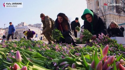 A Kyiv, 1,5 million de tulipes en forme d'armoiries de l'Ukraine.