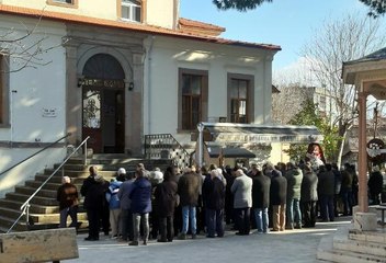 İSTANBUL'DA ESKİ KIZ ARKADAŞINI ÖLDÜRÜP İNTİHAR ETTİ, İZMİR'DE TOPRAĞA VERİLDİ