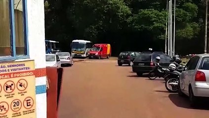 Depois de uma forte dividia no futebol, Rapaz precisa de socorro médicos na Rua Jacarezinho