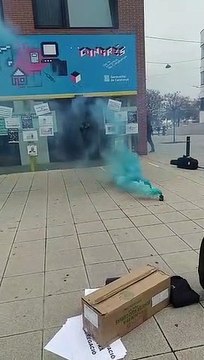 Profesores acuden a un acto con Aragonès para pedirle que medie con Cambray