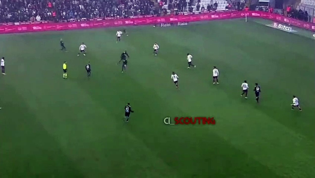 Rachid Ghezzal passeur décisif