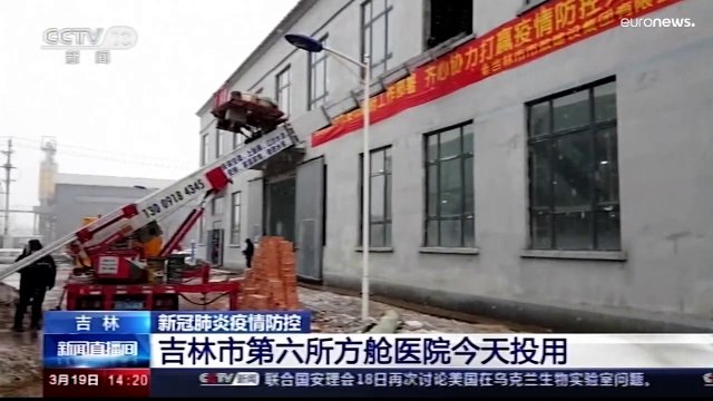 В Китае стремительно растет число случаев инфицирования коронавирусом