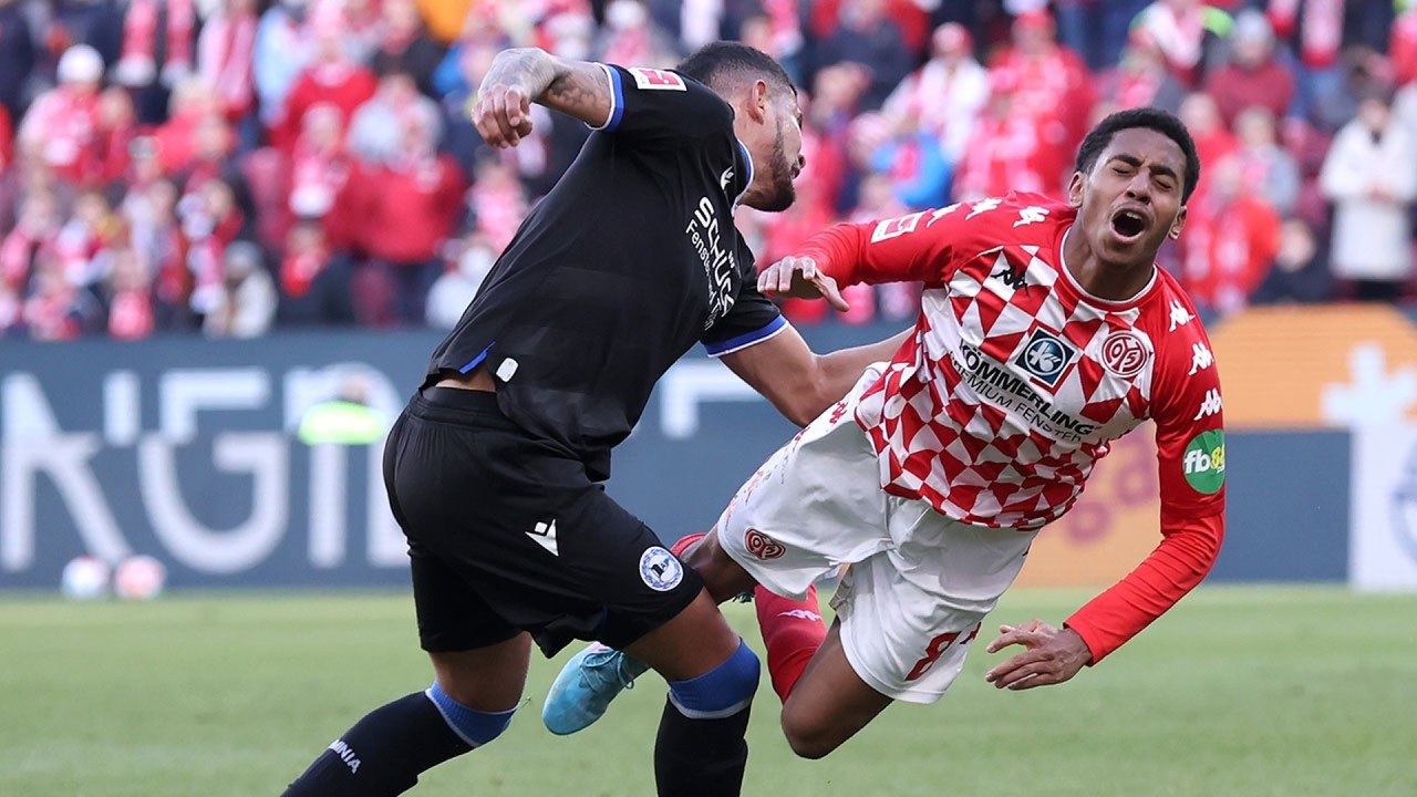 Mainz v Arminia Bielefeld