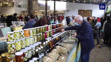 سوق الطيب في بيروت.. مساحة تجمع اللبنانيين وتدعم الإنتاج المحلي