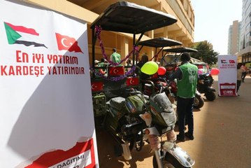 İHH, "Büsbüyük İyilikler" sloganıyla Sudanlı yetimlere destek programı düzenledi