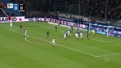 Gladbach game suspended after linesman incident