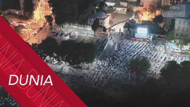 Ribuan solat Subuh di Hagia Sophia