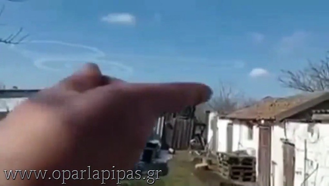OYKPANIA: AYTO «ζωγράφισε» στον ουρανό η ρωσική Αεροπορία μετά την εκτόξευση του Kinzhal