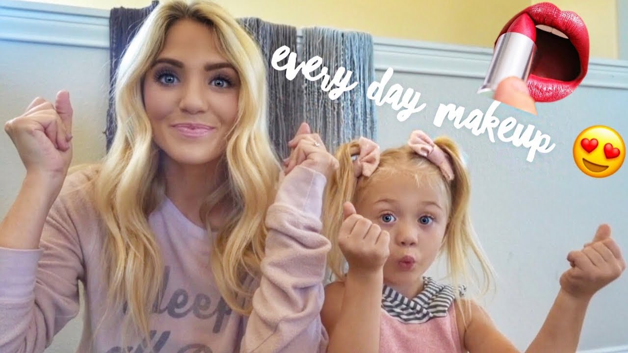 MY EVERY DAY MAKEUP ROUTINE! (WITH TINY CUTE ASSISTANT!)