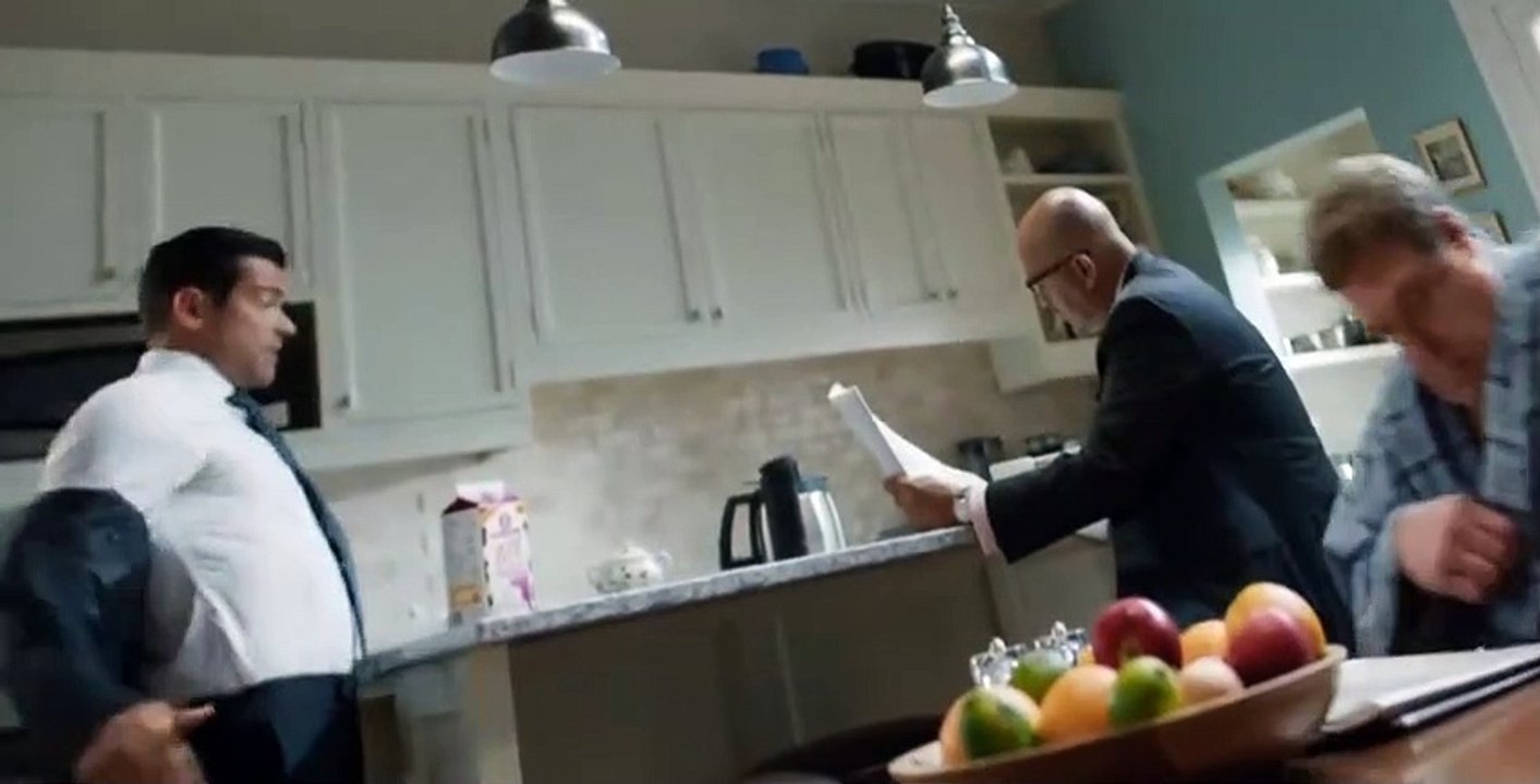 Alpha House S01 E02