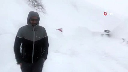 Sahara Dağı Geçidi’ne çığ düştü