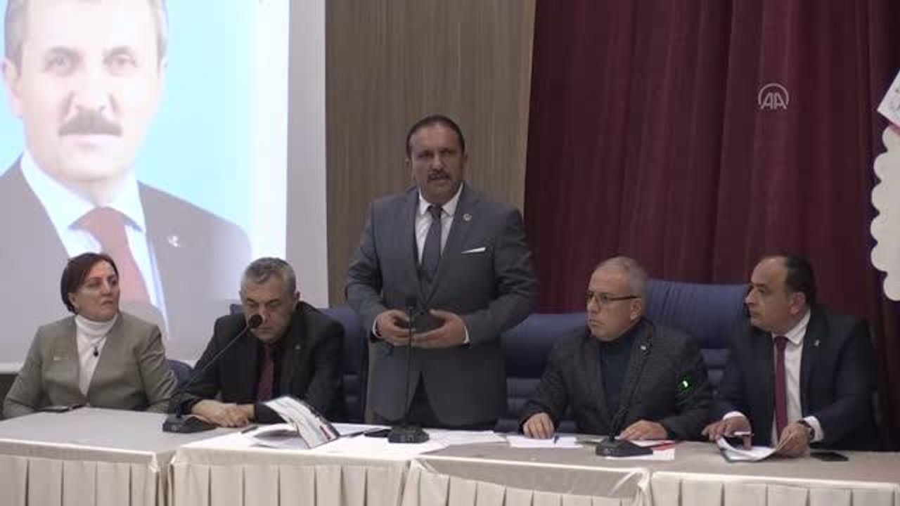 Destici: "Türk Tabipler Birliği, Türk hekimlerini temsil etmiyor"