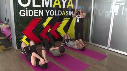 Vücut geliştirme antrenörünün spor ve sanat dolu yaşamı