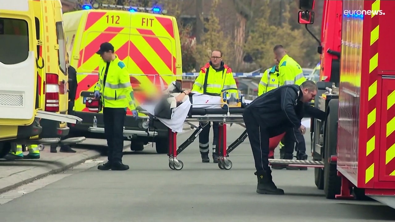 'Schwarzer Sonntag': Auto rast bei Karneval in Menschenmenge - 6 Tote und viele Verletzte in Belgien