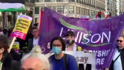 Londra’da ırkçılık karşıtı protesto