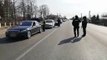 FOTO/VIDEO: Filtre de Poliție în Piatra Neamț și Roman, după ce un individ mascat a furat arma şi muniţia unui soldat, într-o unitate militară