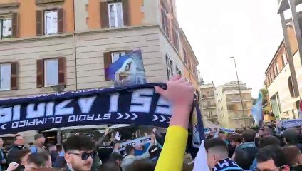 Roma - Lazio | So' già du ore a Ponte Milvio