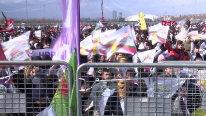 YENİKAPI'DA NEVRUZ KUTLAMASI