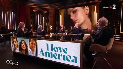 Lisa Azuelos découvre une anecdore sur sa maman Marie Laforêt dans "On est en direct" sur France 2.