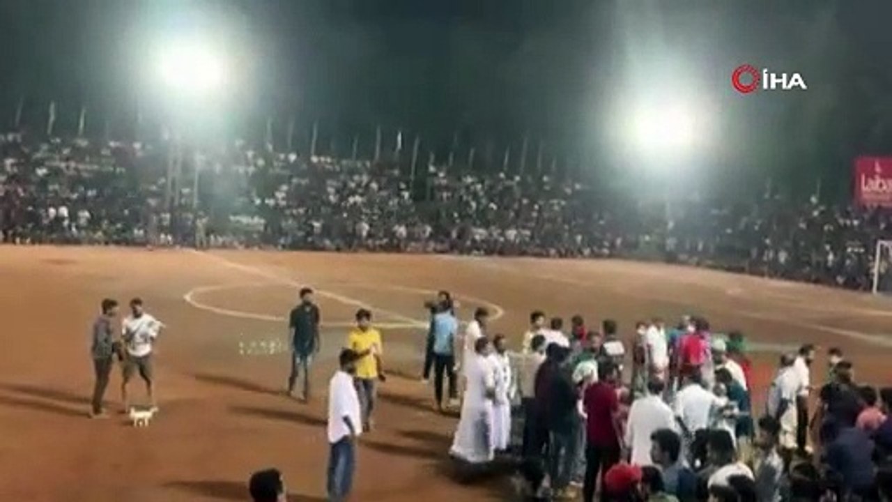 Tribün çöktü: 200 yaralı var! Kabus anları kamerada