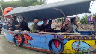 Perjalanan menuju syekh Abdulloh Mundzakir di tengahlaut Kabupaten Demak