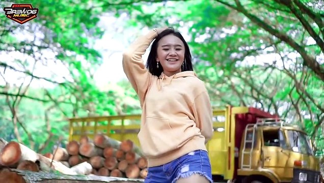 dj terbaru paling sering buat cek sound - HERE SLOW BASS HOREGG